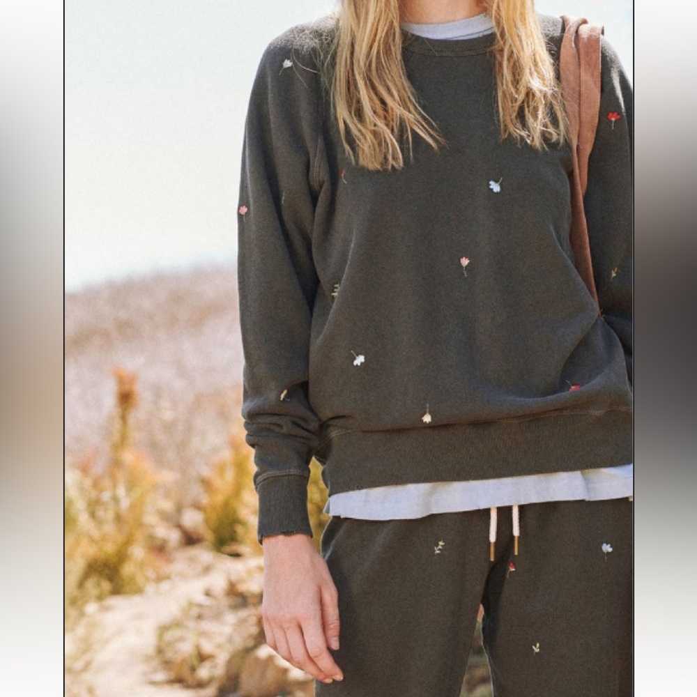 THE GREAT. Tossed Floral Embroidery College Sweatshirt Washed Black